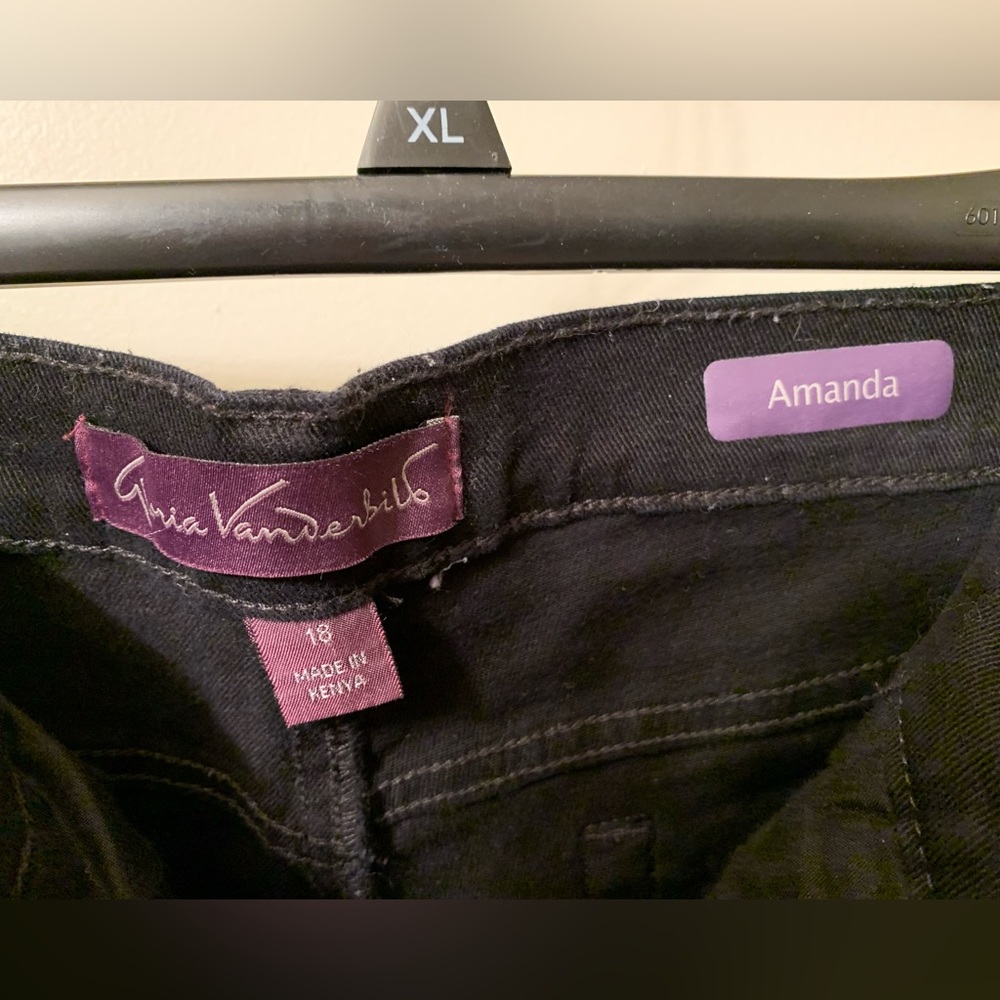 Gloria Vanderbilt Amanda Jeans Black Size 18